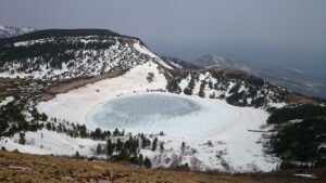 福島県の障害者雇用の事例を紹介する記事のトップ画像で、福島県を象徴する五色沼の写真です。